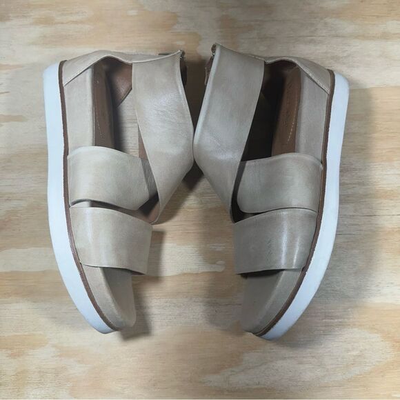 Bussola Peggy Cream Sandals Women’s Size 7.5 - Picture 2 of 9